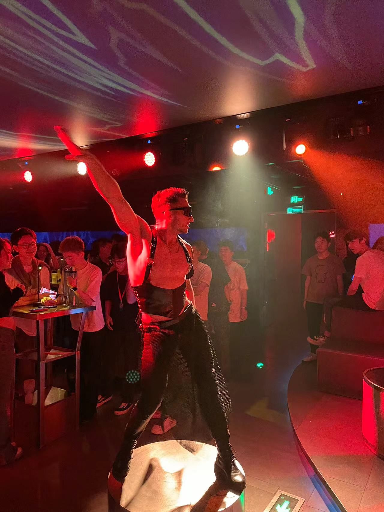 吕梁商务ktv推荐高性价比商务ktv选择-交城县ktv预定